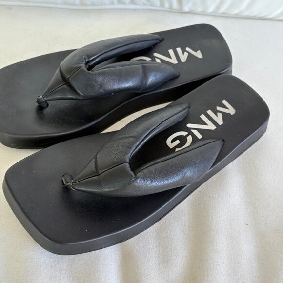 MNG Square Toe Puffy Thong Sandals 9 39 Black 90s Y2K Flip Flops Platform - Picture 2 of 5